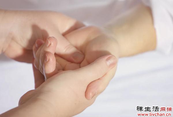 肝脏最怕的三件事，时间长了肝硬化、肝癌找上门，中医告诉你怎样避免