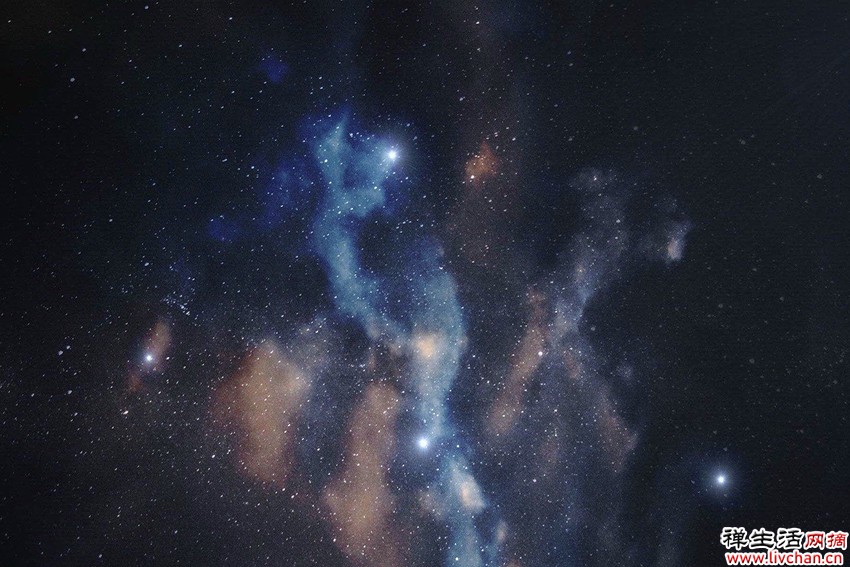 为什么北斗七星总是连在一起？它们在宇宙中的位置永恒不变吗？