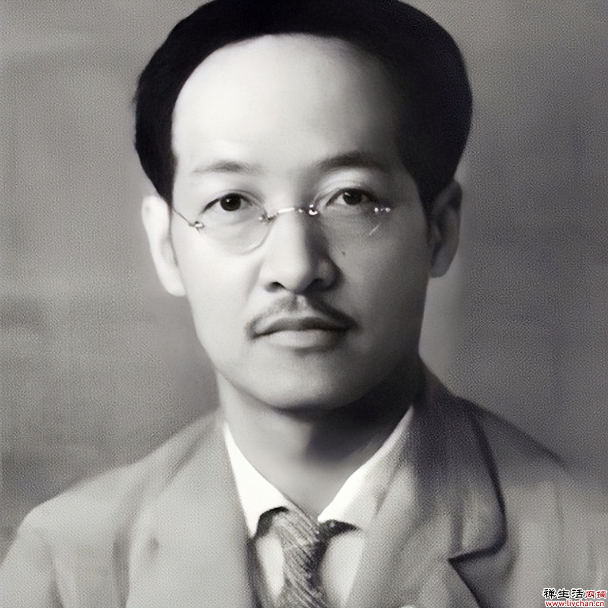有人要求废除中国几千年的汉字，他为保卫传统汉字，写两篇奇文反驳