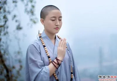 人生烦恼多,默念这几首禅诗,烦恼自然消