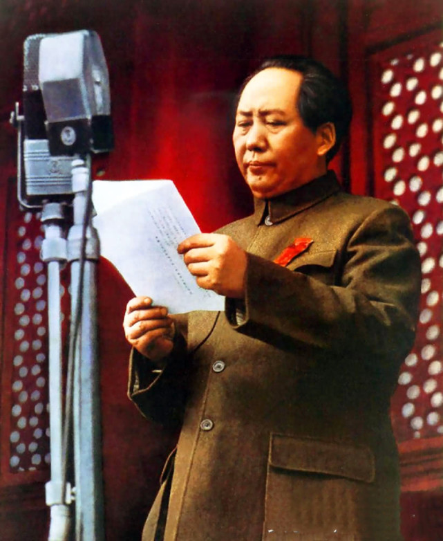 记录了毛主席一生的（珍藏照片），再现一代伟人的风采