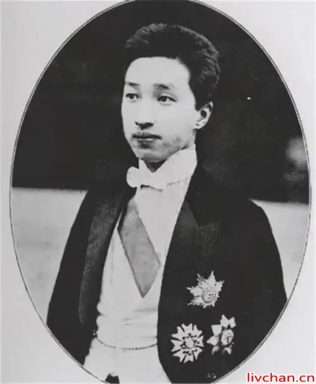 盛恩颐：民国“头号败家子”，一夜输100多幢房子，家产败光伸手找儿子讨