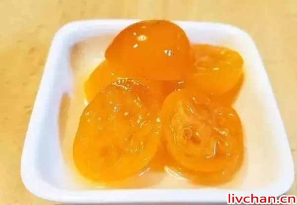 把它蒸熟，只吃一口，专治咳嗽，管两三年不再发！