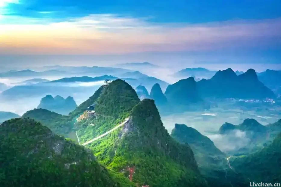 宋诗三首，最后一首情趣盎然，充满了诗情画意，是杨万里的名作