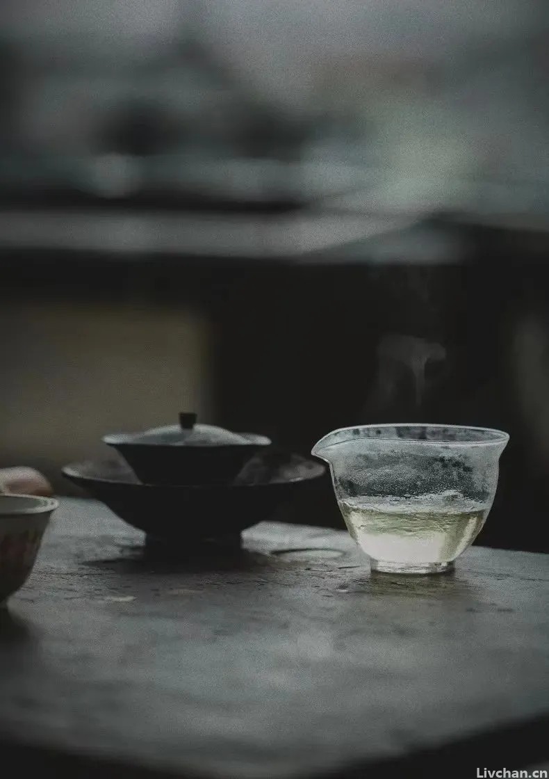 读书养才气，勤奋养运气，宽厚养大气，淡泊养志气