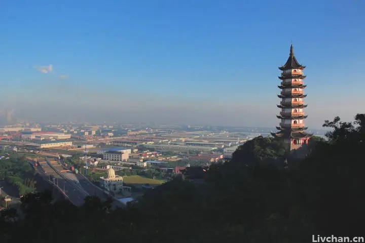 金锡逊-小城晨曦