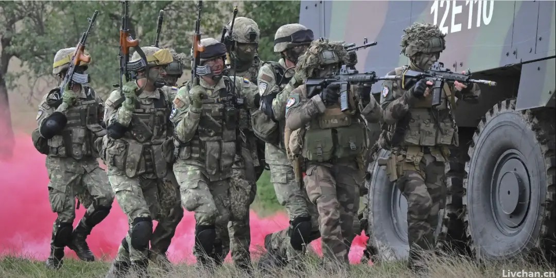 难民大军兵临城下，即将爆锤欧洲圣母
