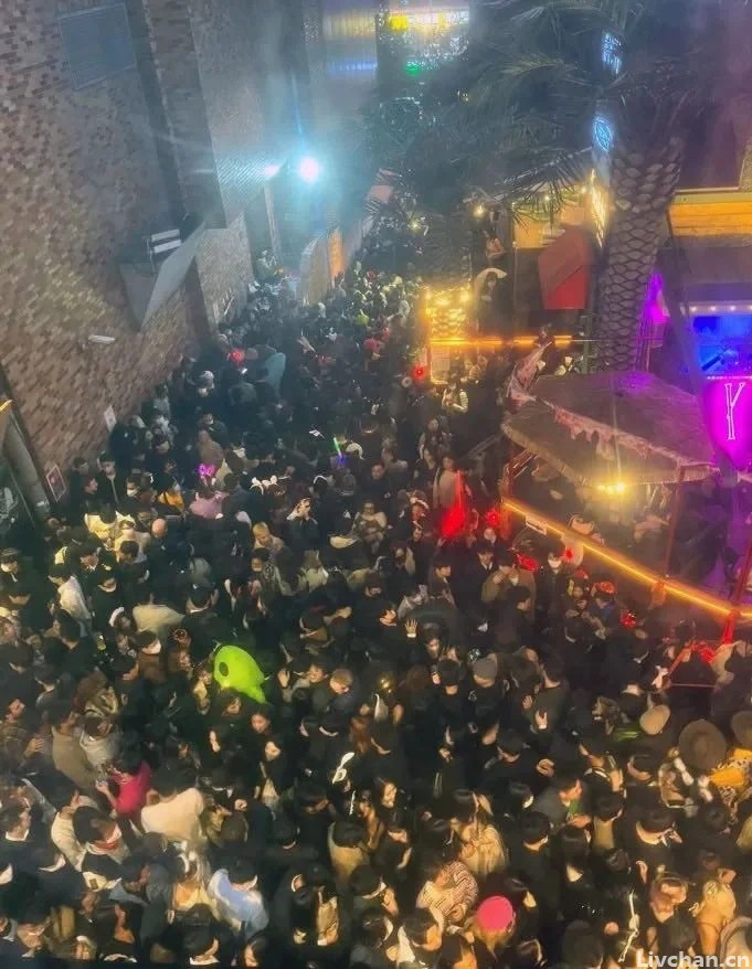 唐驳虎：韩国踩踏事故超150人死亡，为何酿成大悲剧？