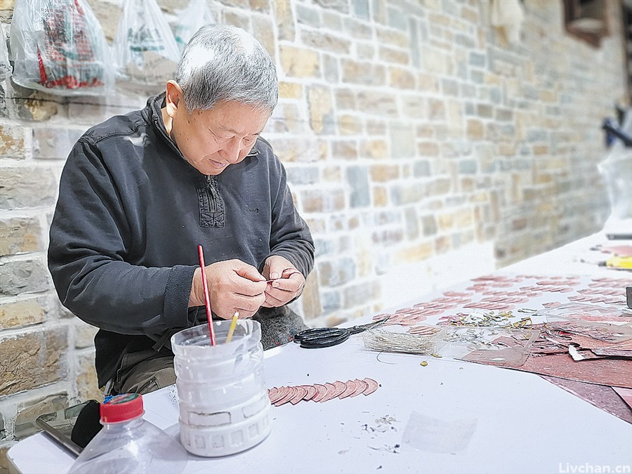 用雕刻留住大连属于海的记忆