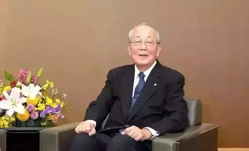 稻盛和夫:厌了一份工作,先不要辞职