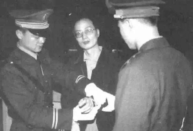 孙小果事件后,金融大案主犯再现“纸面服刑”