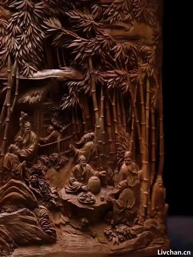 纯手工雕刻的老山檀笔筒,雕工精湛,太美了