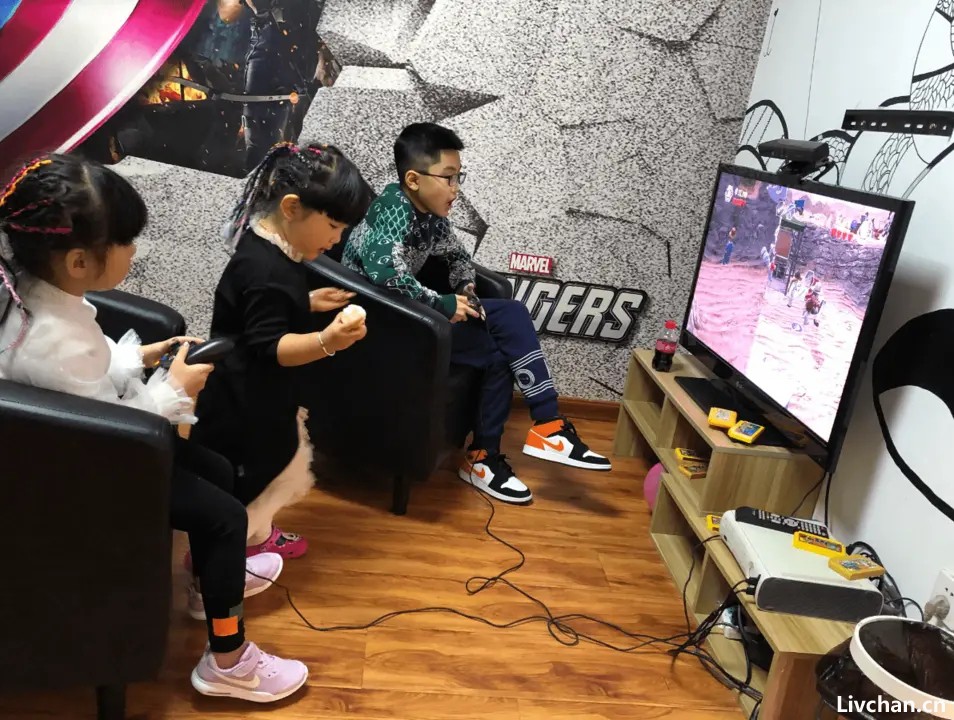 游戏害人不浅：就离谱，粉丝控诉李白的诗抄袭《原神》，李白的棺材板要压不住了