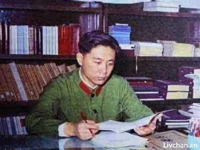 王洪文的前半生