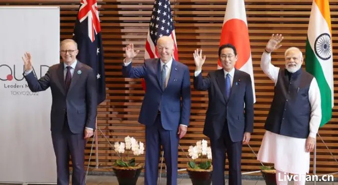  《安倍回忆录》出版：普京刀里藏笑，最讨厌文在寅，曝出很多内幕