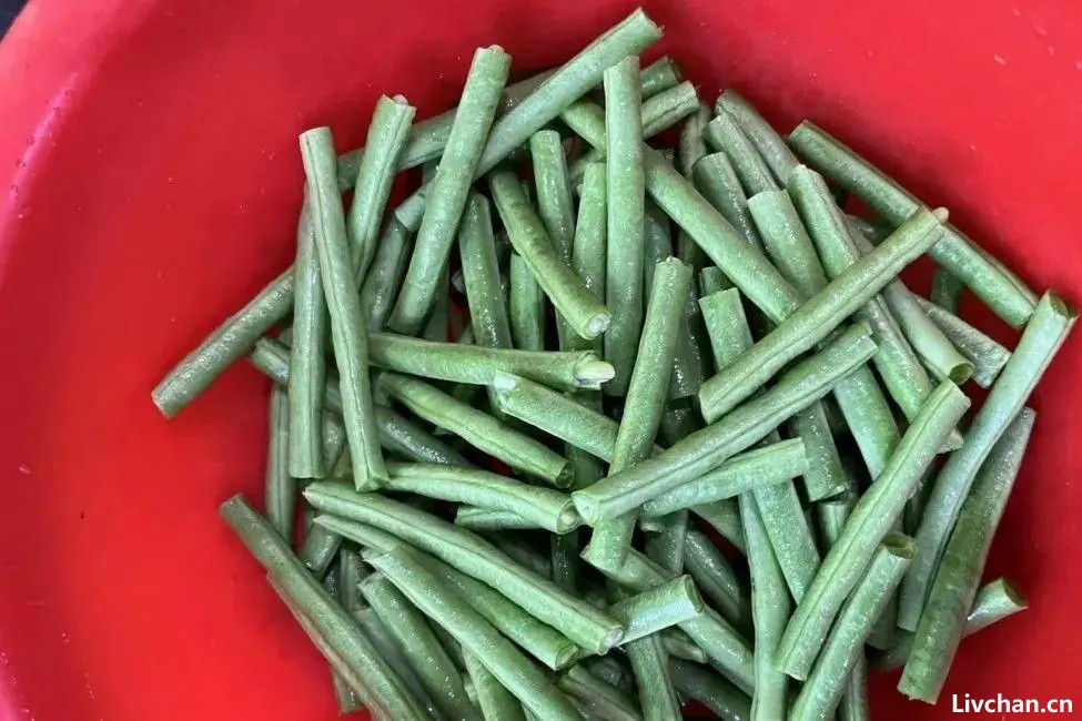 钾是香蕉的20倍，学做豆角鱿鱼，年过50多吃，强健筋骨，精神充沛