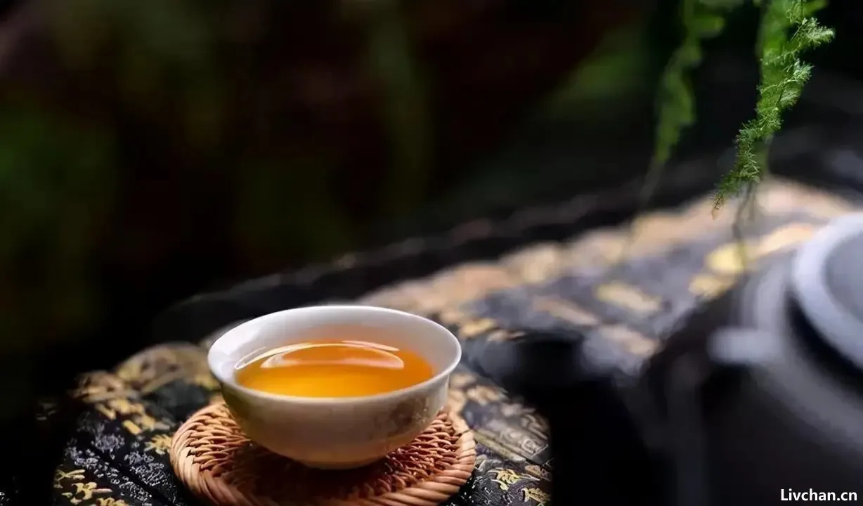 一个人越来越通透的三种表现:情看淡,人善忘,心放宽