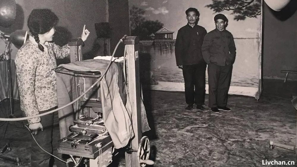 从相机的发明者到单反相机的革命性改变：改变我们记录世界的方式