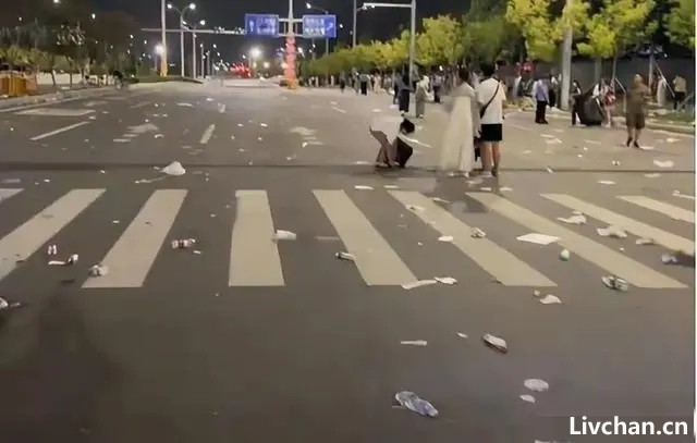 西安这一夜，乱象丛生的TFBOYS演唱会，丢光了内娱最后一块脸面！