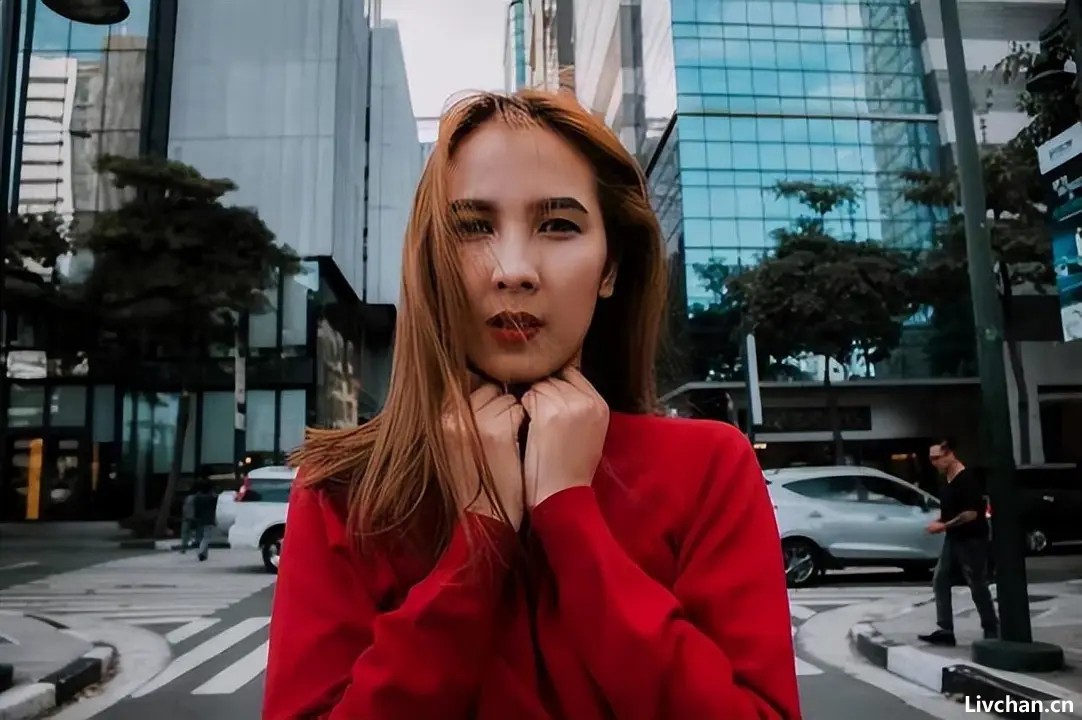 “父母中年被淘汰，儿女刚毕业就失业”：有些家庭，注定抬不起头