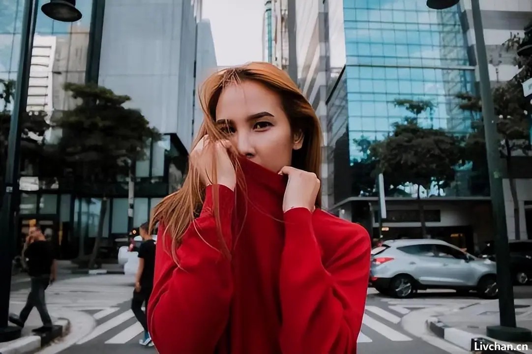 “父母中年被淘汰，儿女刚毕业就失业”：有些家庭，注定抬不起头