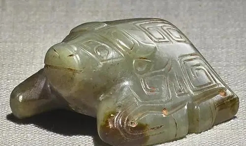 论商朝玉器的制作与艺术价值