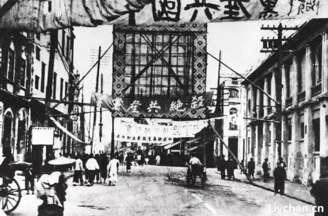 亲共的蒋介石,把儿子送到了苏联