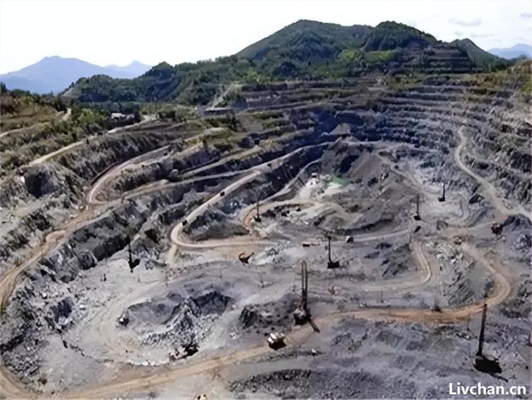 蒙古国和内蒙古的实力比拼：分道扬镳的内外蒙古，实力悬殊