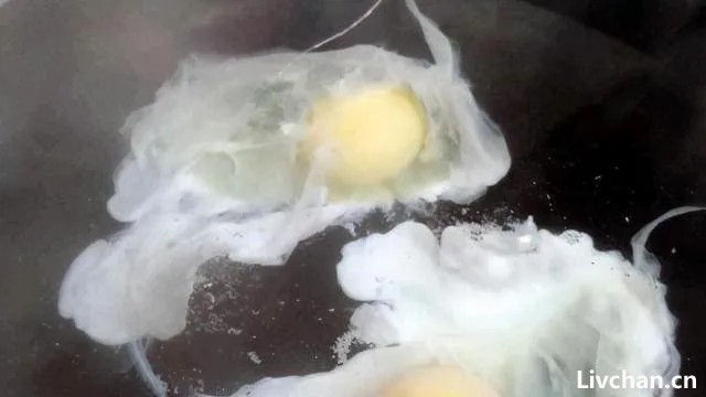 菠菜鸡蛋面——面条不要等水开了再下锅，分享2个妙招，面条筋道不成坨