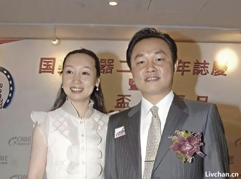 别让黄光裕跑了