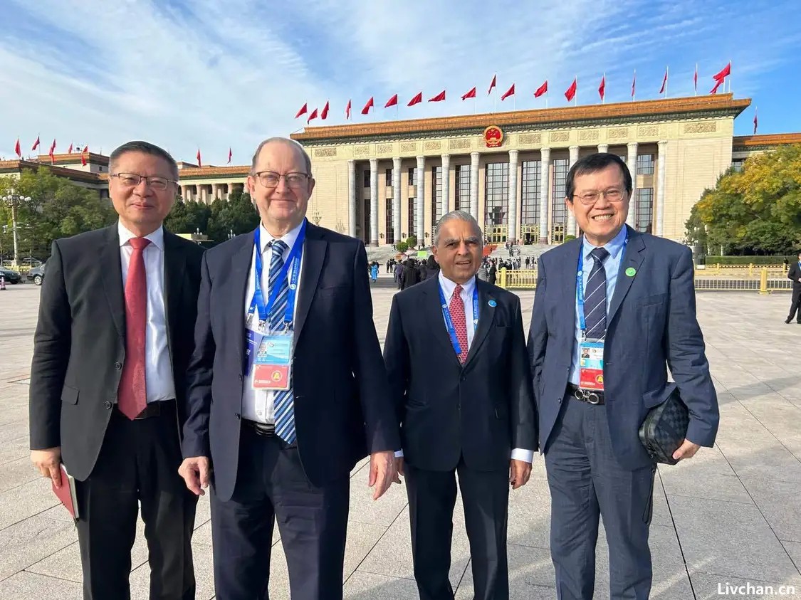 罗思义：加入“一带一路”不是反美，只是不想用血汗“供养”美国罢了