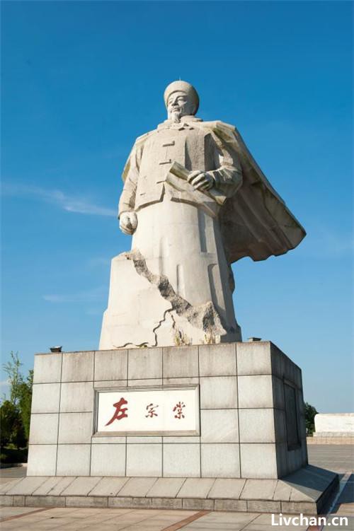 左宗棠曾写下诸多名句, 除劝学外其余多为满怀尽忠报国之情
