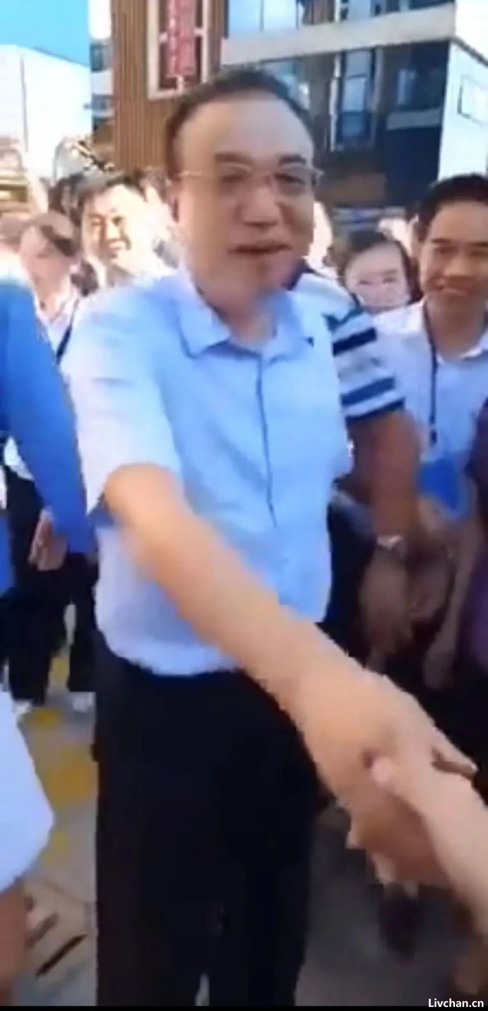 中华人民共和国原总理李克强同志生平及国内外对他的高度评价