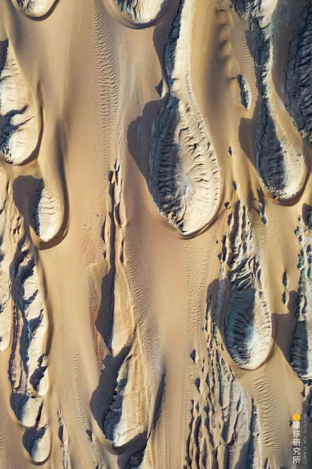 黑洞