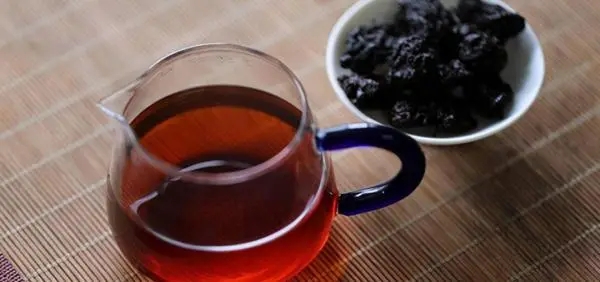 入秋别再喝绿茶！茶性一览表，最适合秋天的是……