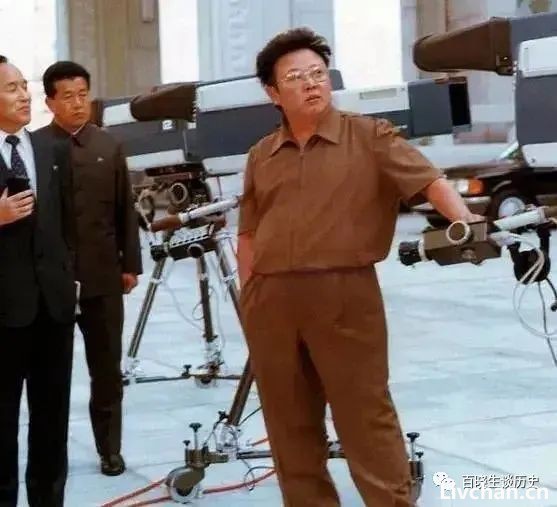 1978年，金正日为何绑架两个韩国人，并逼他们结婚？