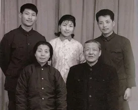 家人眼中的革命家习仲勋:一辈子没整过人 对人"雪中送炭"