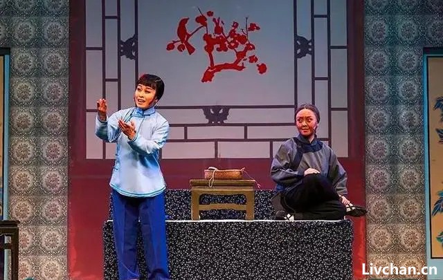 1956年，新凤霞见到自己演了多年的真实杨三姐，心中为何大失所望