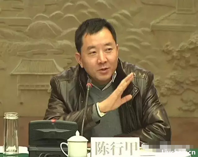 网红书记陈行甲谈离职：上级主要领导曾呵斥我“你给老子滚”……