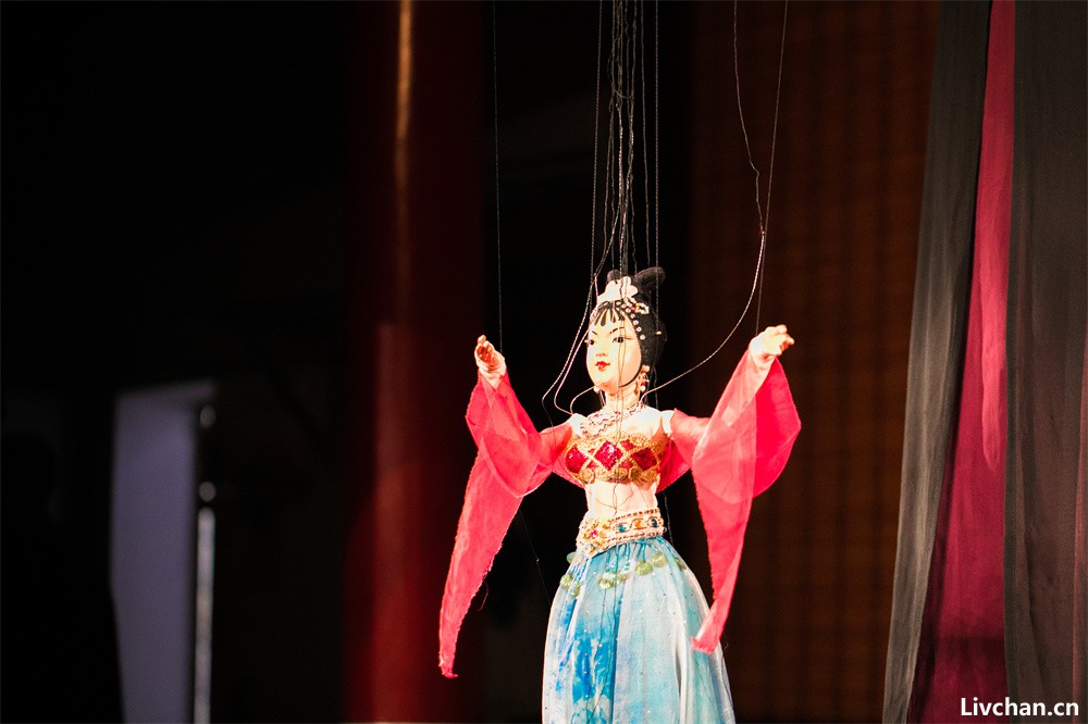 到泉州看悬丝傀儡：刻木为人，宛然如生