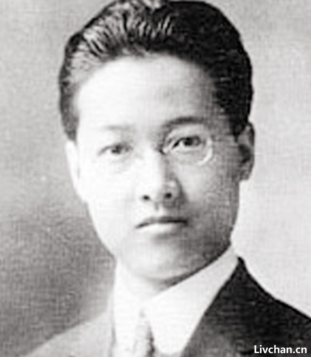 有人要求废除中国几千年的汉字，他为保卫传统汉字，写两篇奇文反驳