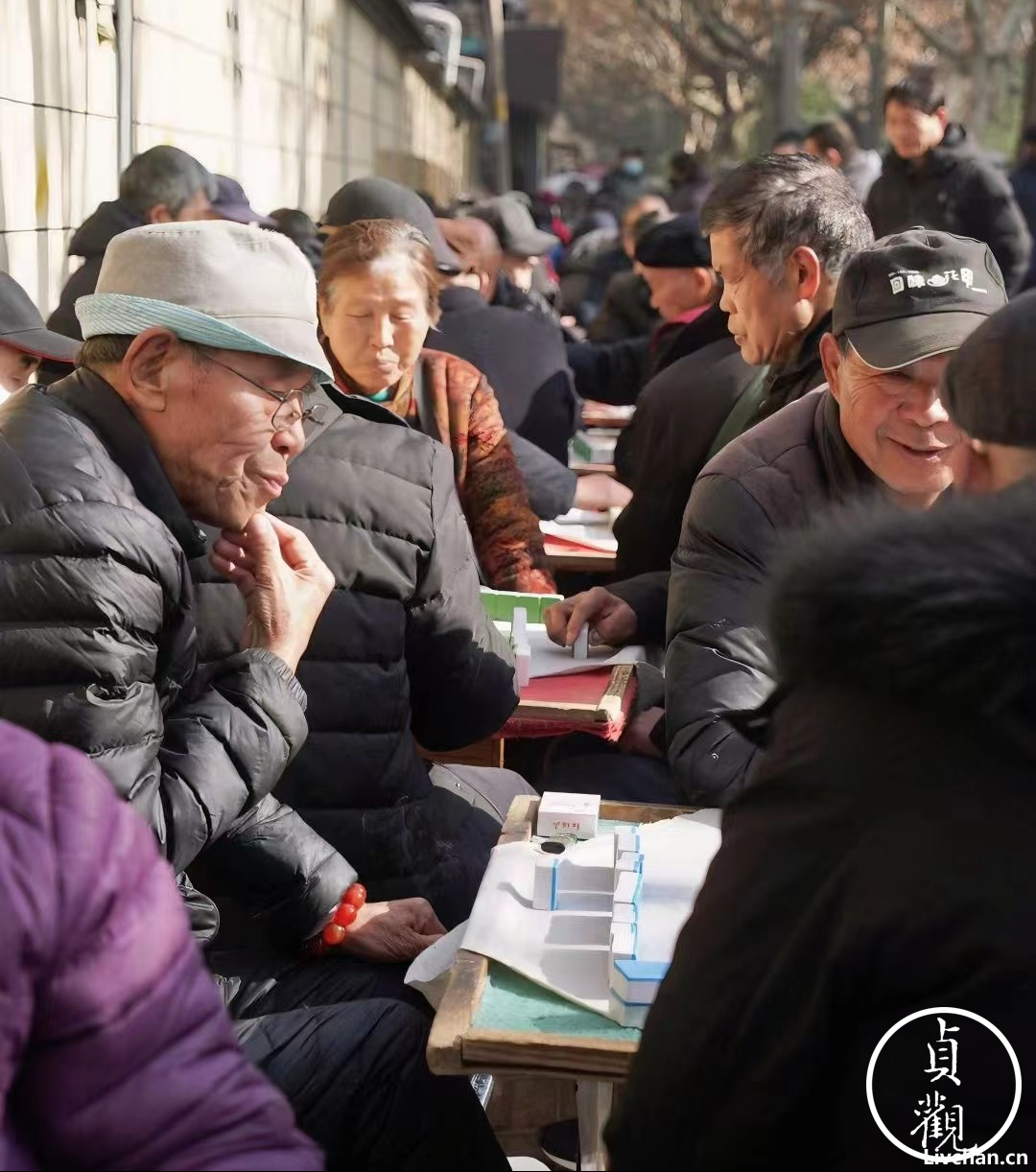 去红庙坡参加西安老太的麻将聚会，我患上了精神内耗          