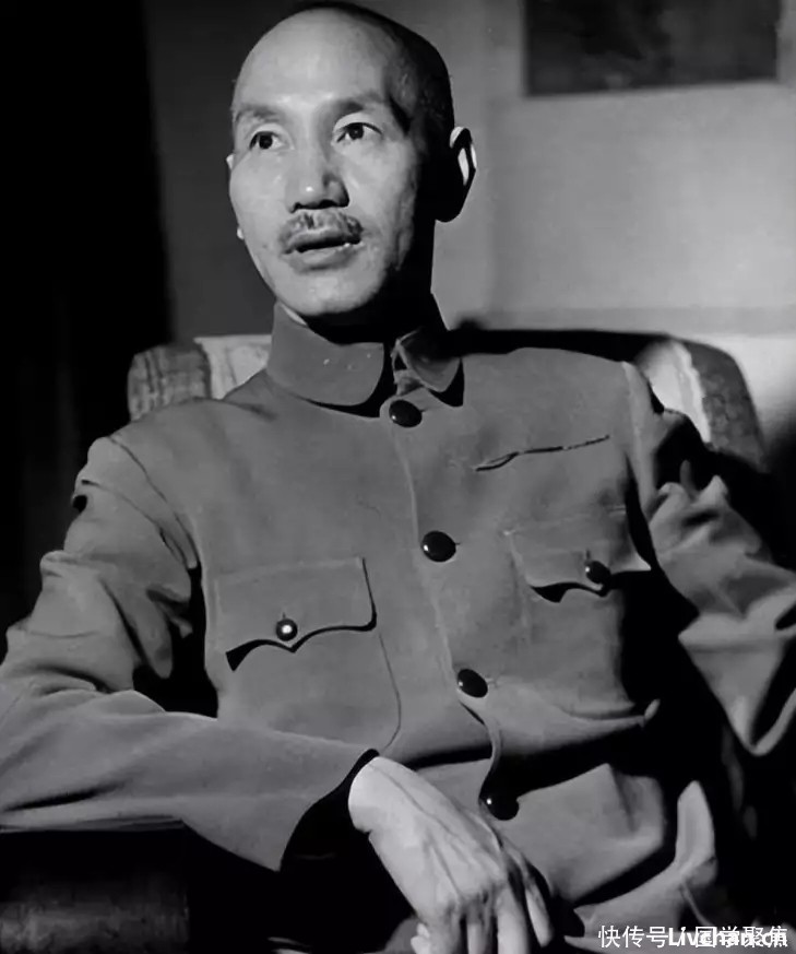 75年春节,蒋介石带病给毛主席发电报,电报中提到自己的最后心愿 75年春节,蒋介石带病给毛主席发电报,电报中提到自己的最后心愿