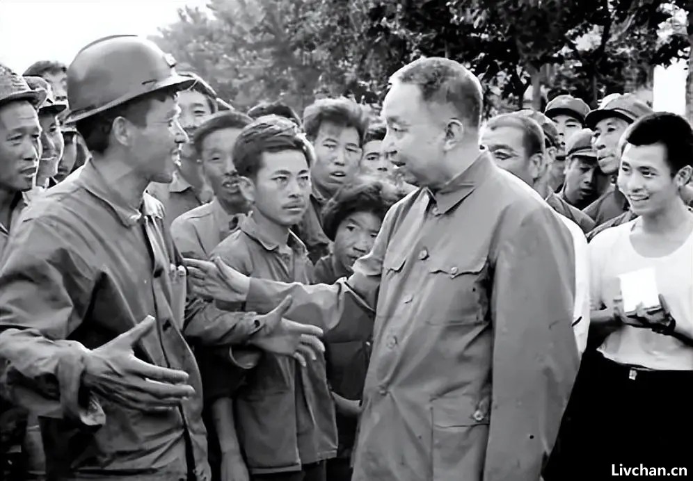 1997年邓公逝世后，华国锋同志作出一个决定，中央知道后全力支持