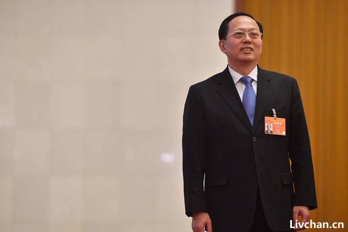 从“苟局”到“仲文同志”，再到黯然落马，“正部虎”苟仲文二三事