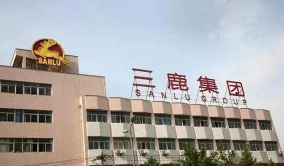 “三鹿奶粉”老板田文华，残害30万中国婴儿，为何能5年减刑3次？