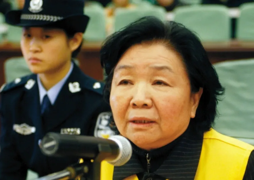 “三鹿奶粉”老板田文华,残害30万中国婴儿,为何能5年减刑3次?