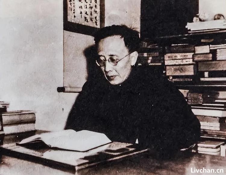 郭沫若去世6天后，邓公批示：将悼词中的“伟大”改为“卓越”
