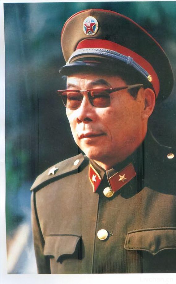 上甘岭大胜，秦基伟坦言：多亏了陈赓的神机妙算