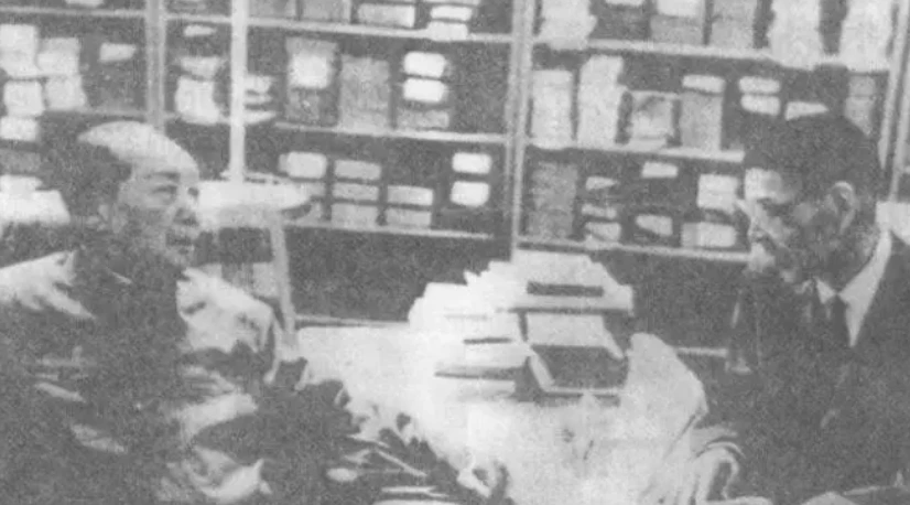 1973年一位美国公民访华，一生昂首挺胸的毛主席为何破格弯腰相待
